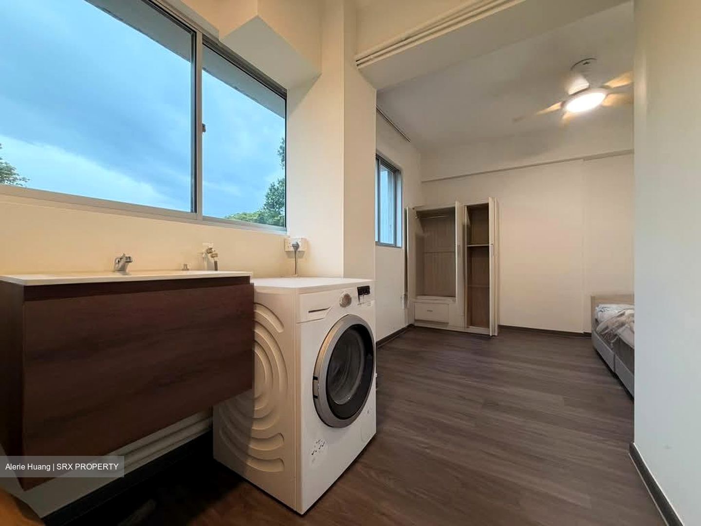 Lakeview Estate (D20), Apartment #577444971